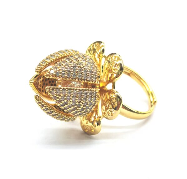 Vintage Heavy-Duty Brass Flower-Inlaid Open Closable Ring