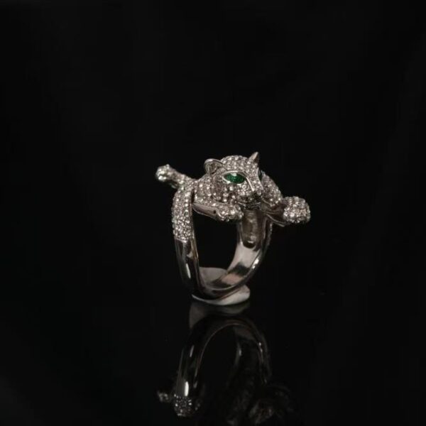 Vintage Leopard Head Zircon-Inlaid Ring