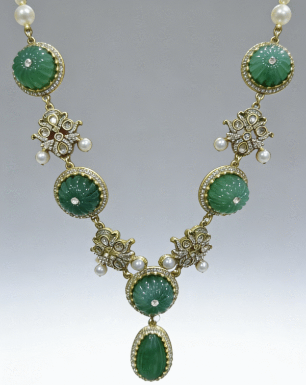 Vintage Green Floral Pendant Necklace